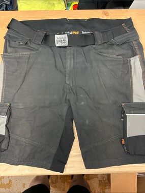 Timberland PRO Men's Black Cargo Work Shorts with Gray Panels